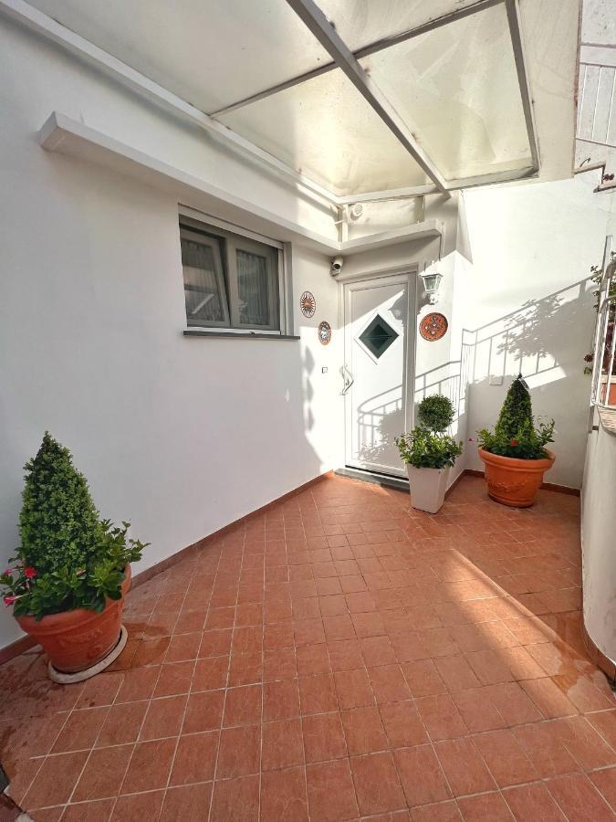 Augusto Capri Apartment Exteriör bild