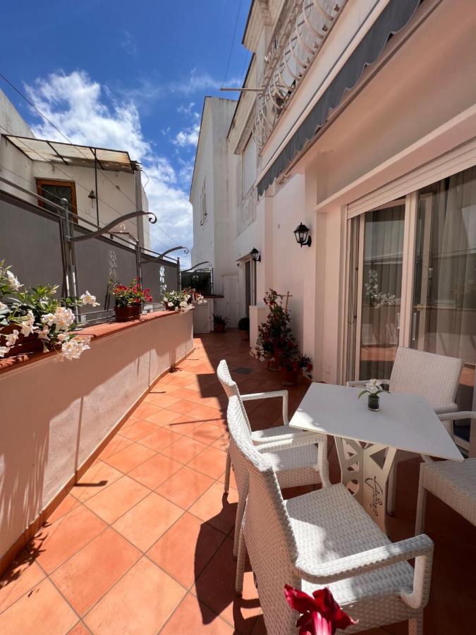 Augusto Capri Apartment Exteriör bild